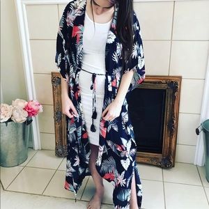 Take me to Cali! Navy Tropical Kimono! One left!